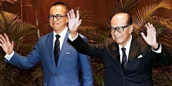 开云-李嘉诚儿子拿下世界杯转播权，全网炸锅