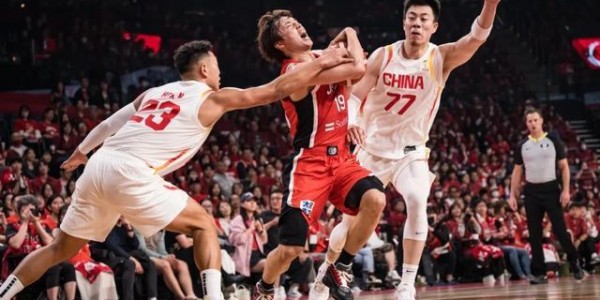 kaiyun-郭士强：中场我和大家强调相信中国男篮，必须做好防守控制对方